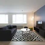 A Part Of Reykjavik Apartments - Skolavoerdustigur